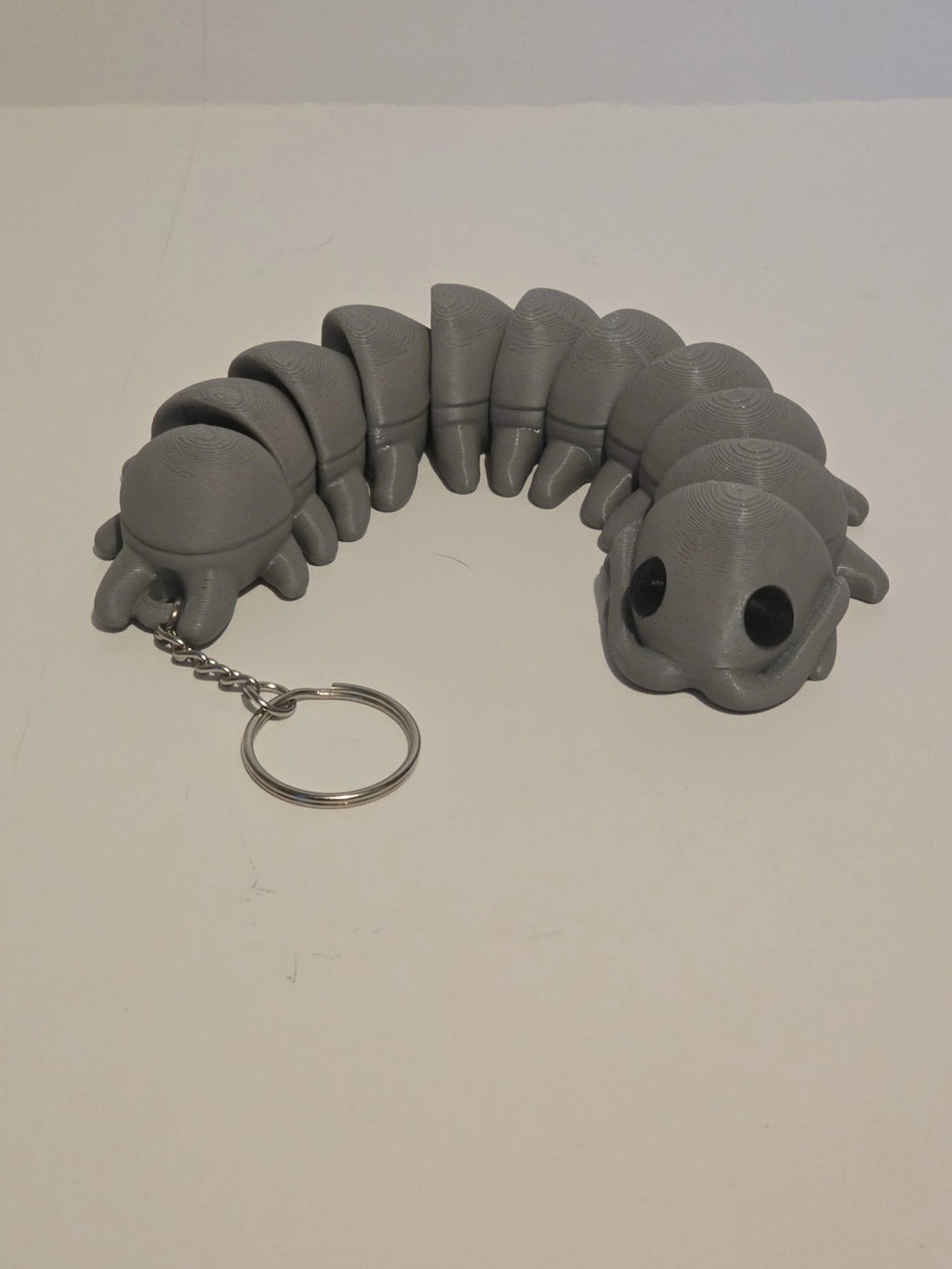 3D Printed Centipede Keychain | Articulated Fidget Toy Key Accessory - 3D Printed Gifts & Custom Wood Plaques | Papajess