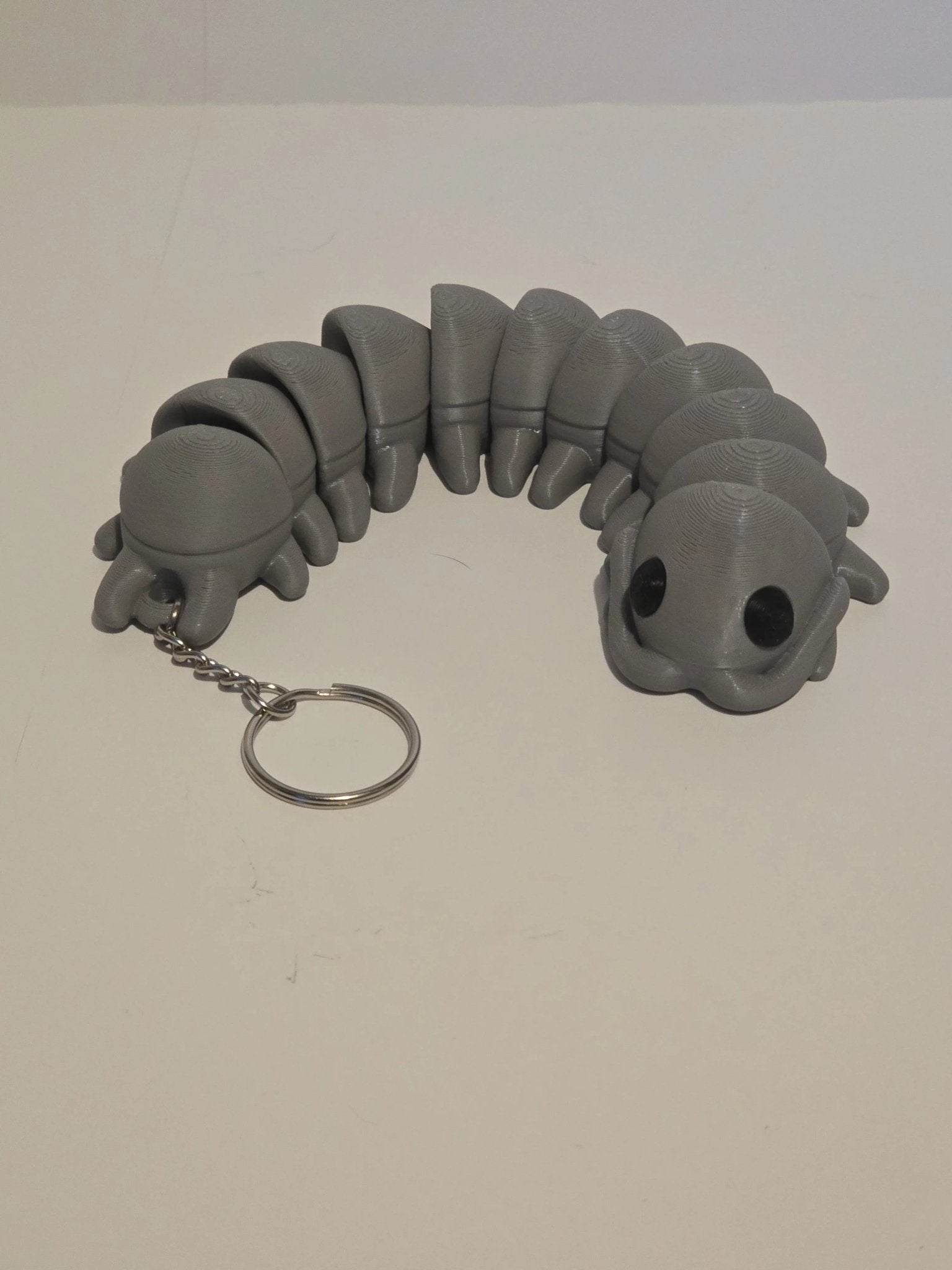 3D Printed Centipede Keychain | Articulated Fidget Toy Key Accessory - 3D Printed Gifts & Custom Wood Plaques | Papajess