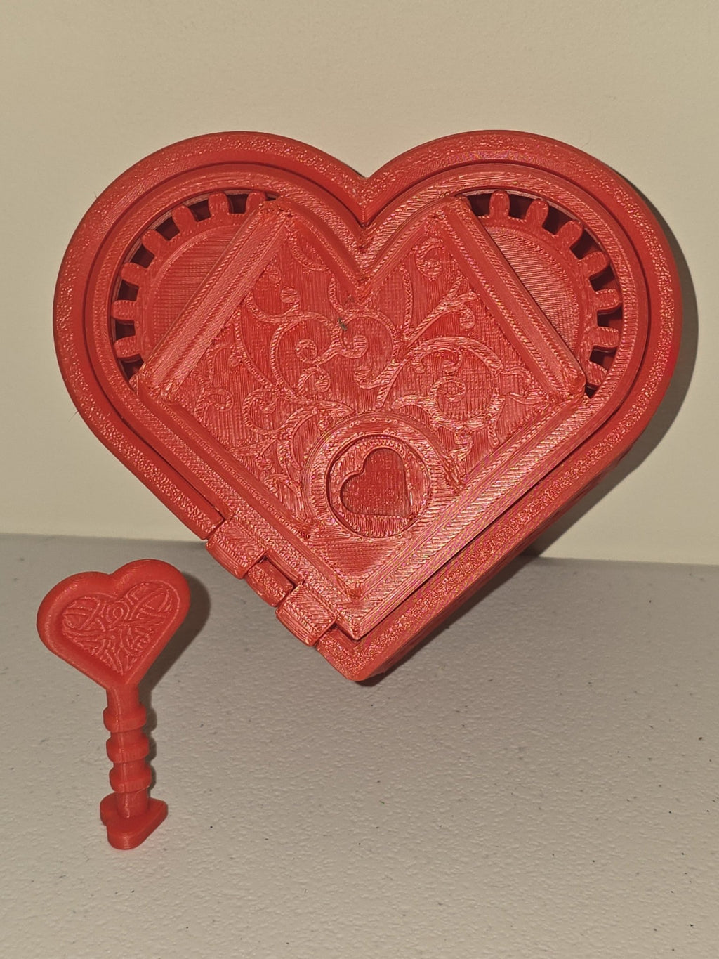 Geared Heart Gift Box with Key, 3D Printed Valentine’s Day Gift, Locking Heart Keepsake Box, Small Jewelry Box, Romantic Gift for Her - 3D Printed Gifts & Custom Wood Plaques | Papajess